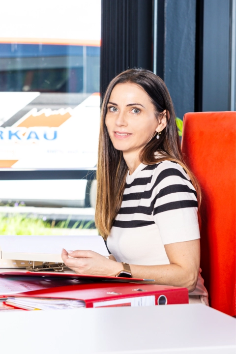 Alexandra Dobberkau (Prokuristin)