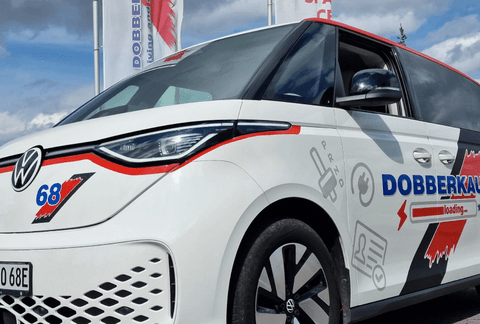 E-Autos VW ID Buzz, ID3, ID4, Opel Mocca